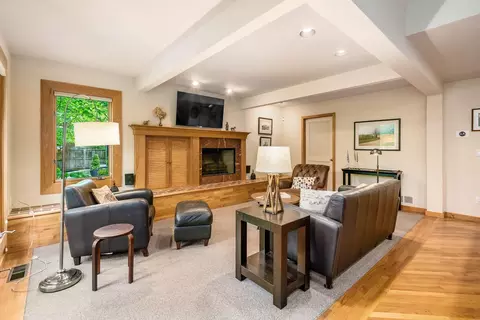 Living - 359 E Longview Ave, Columbus, OH 43202 photo 3 of 3