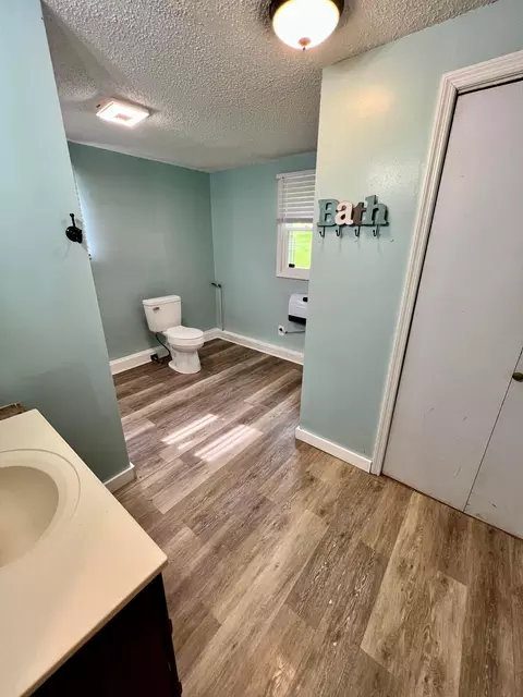 12006 Buzzards Glory Road Rd NE, Crooksville, OH 43731