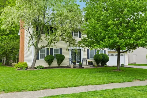 102 Academy Ct, Columbus, OH 43230