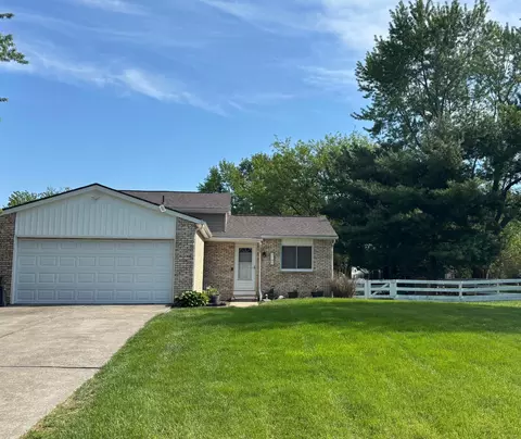 9762 Woodsfield Cir S, Pickerington, OH 43147