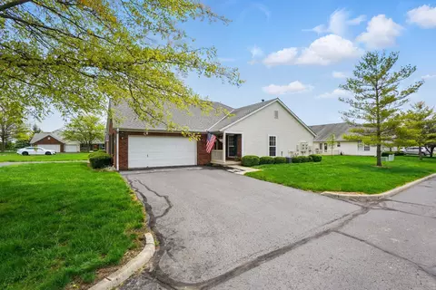 1004 Oak Bay Dr, Galloway, OH 43119