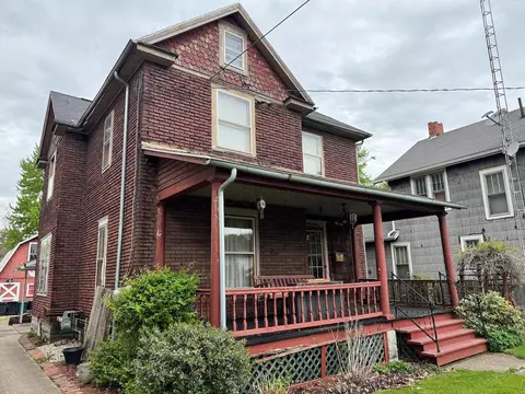541 Pearl St, Marion, OH 43302