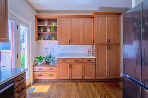 Kitchen - 163 E 3rd Ave, Columbus, OH 43201 photo 2 of 5