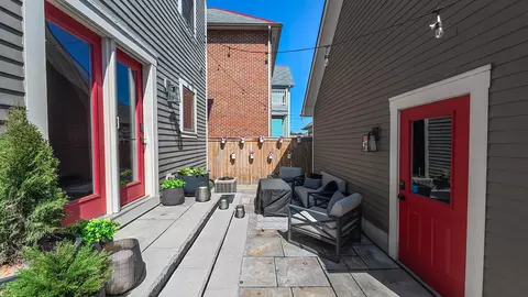 Exterior - 163 E 3rd Ave, Columbus, OH 43201 photo 5 of 11