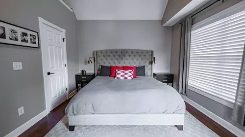 Bedroom - 163 E 3rd Ave, Columbus, OH 43201 photo 4 of 7