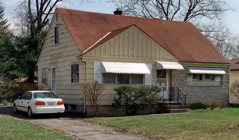 1345 Frisbee Dr, Columbus, OH 43224