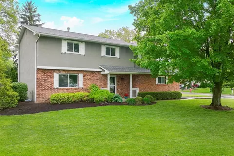 1671 Dollivor Dr, Columbus, OH 43235
