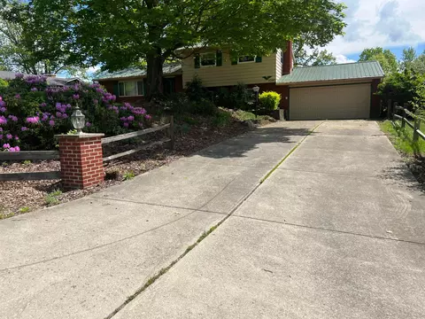 1797 Aspen Ct, Heath, OH 43056