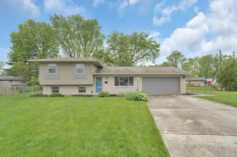 421 Canterwood Ct, Columbus, OH 43230