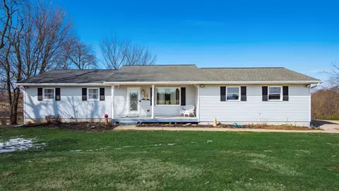 3890 Township Road 70 NW, Somerset, OH 43783