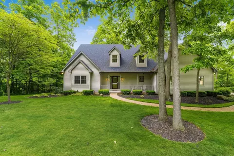 3520 Hatter Rd NW, Lancaster, OH 43130