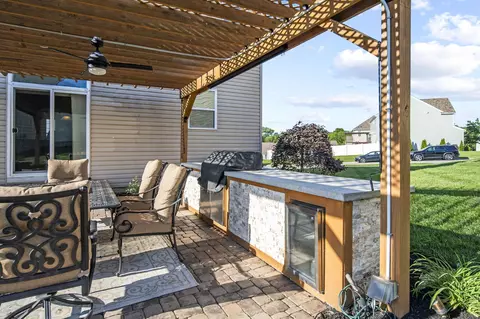 Exterior - 607 Green Forest Pl, Lithopolis, OH 43136 photo 19 of 25