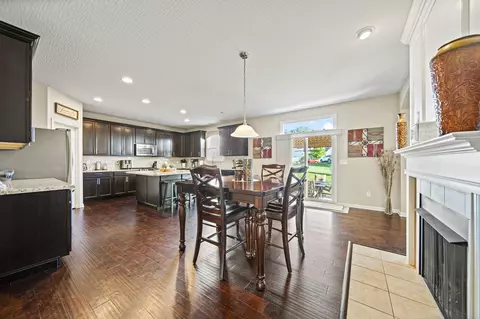 Kitchen - 607 Green Forest Pl, Lithopolis, OH 43136 photo 2 of 2