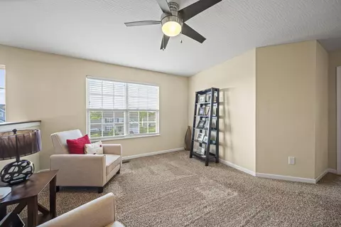 Entry Way - 607 Green Forest Pl, Lithopolis, OH 43136 photo 6 of 8