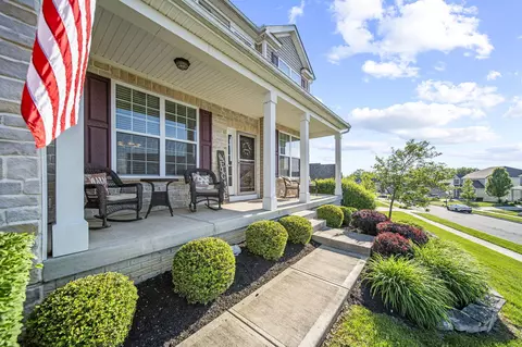 Exterior - 607 Green Forest Pl, Lithopolis, OH 43136 photo 7 of 25