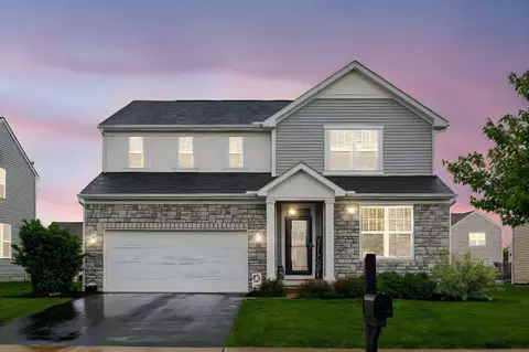 2028 Trophy Dr, Marysville, OH 43040