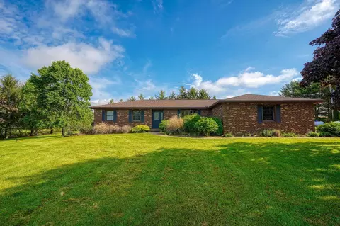 7704 Old Tarlton Pike, Circleville, OH 43113