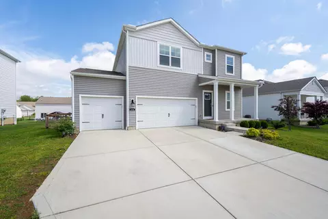 124 Mayfield Dr, Granville, OH 43023