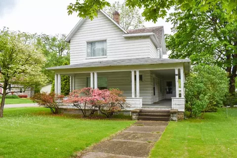 116 Wooster Rd, Mount Vernon, OH 43050