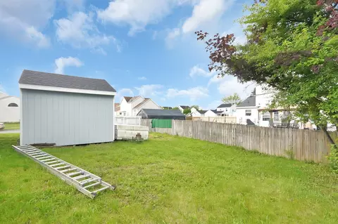 Exterior - 5744 Burcale Dr, Galloway, OH 43119 photo 3 of 4