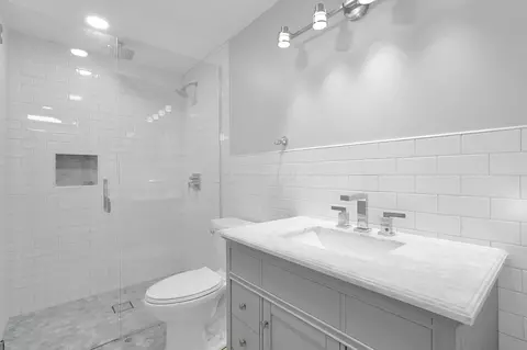 Bath - 5744 Burcale Dr, Galloway, OH 43119 photo 4 of 4