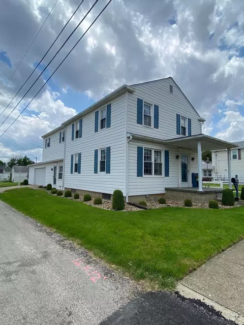 1236 8th Ave, Lancaster, OH 43130