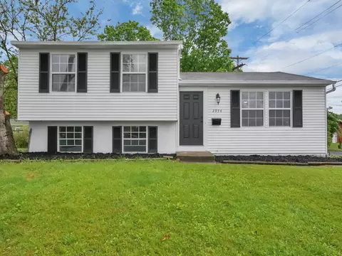 2974 Whitlow Rd, Columbus, OH 43232