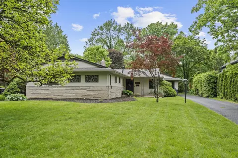 2249 E Broad St, Columbus, OH 43209 photo 2