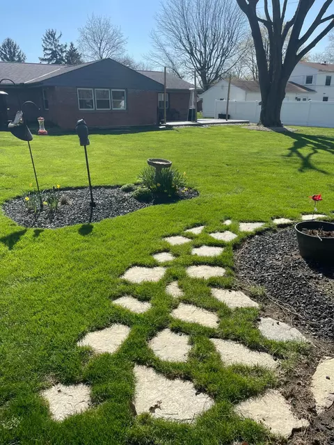 Exterior - 507 Normandy Dr, Marion, OH 43302 photo 4 of 5