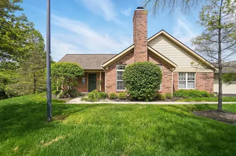 2675 Pine Marsh Dr, Grove City, OH 43123
