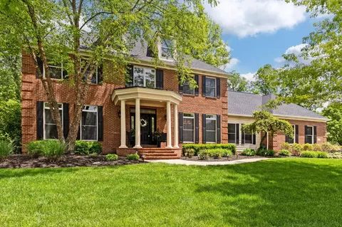 12443 Brook Forest Cir, Pickerington, OH 43147