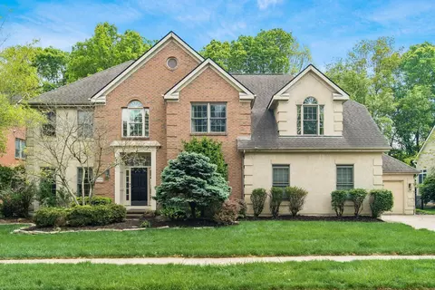 3429 Stonevista Ln, Columbus, OH 43221