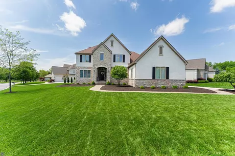 1338 Elkhorn Dr, Blacklick, OH 43004