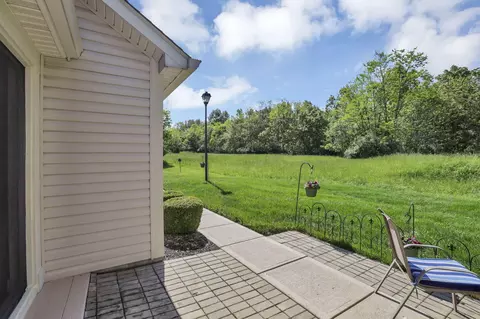577 S Market St, Lithopolis, OH 43136 photo 5