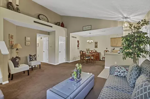 577 S Market St, Lithopolis, OH 43136 photo 11