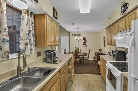 577 S Market St, Lithopolis, OH 43136 photo 19