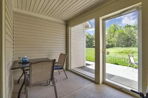 577 S Market St, Lithopolis, OH 43136 photo 7