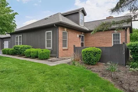 2672 Trottersway Dr, Columbus, OH 43235