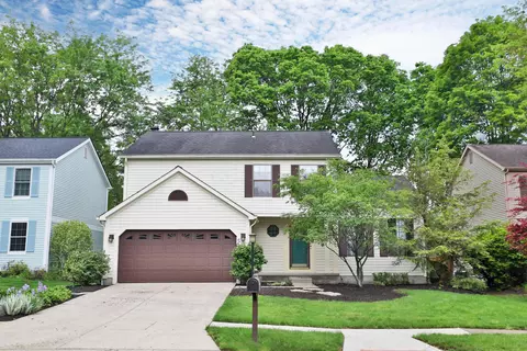 587 Center Woods Dr, Columbus, OH 43214