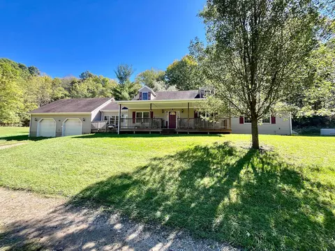 3084 Moss Hollow Rd, Chillicothe, OH 45601