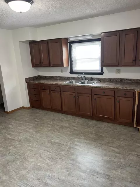 Kitchen - 65 E North St, Newark, OH 43055 photo 2 of 2