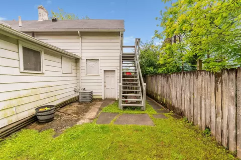 Exterior - 281 E Central Ave, Delaware, OH 43015 photo 6 of 16