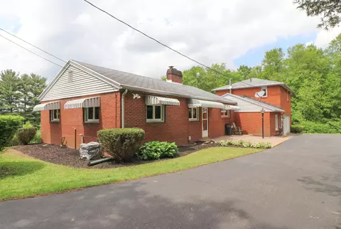 1266 Hanley Rd W, Mansfield, OH 44903