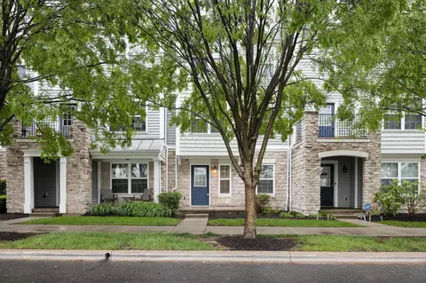 5900 Passage Creek Dr #1806, Dublin, OH 43016