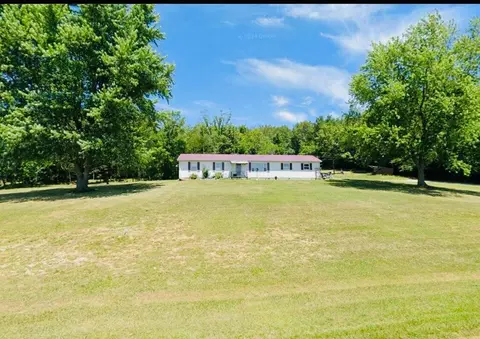 6633 State Route 138, Frankfort, OH 45628
