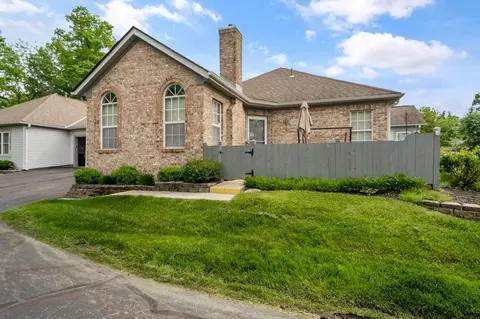 1272 Villa Oaks Ct, Columbus, OH 43230