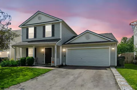 7483 Canal Highlands Blvd, Canal Winchester, OH 43110