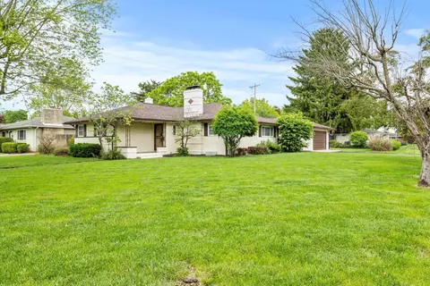 1482 Cottingham Ct W, Columbus, OH 43209