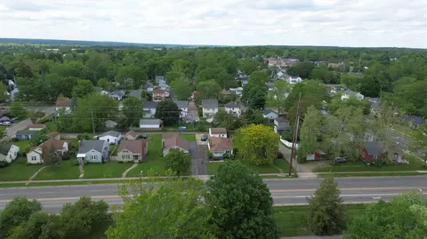 View/Area - 624 W 1st St, Springfield, OH 45504 photo 3 of 6