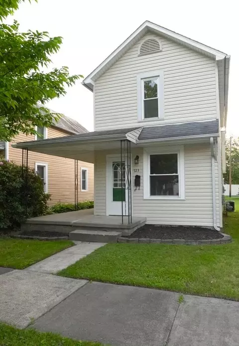 723 N Maple St, Lancaster, OH 43130